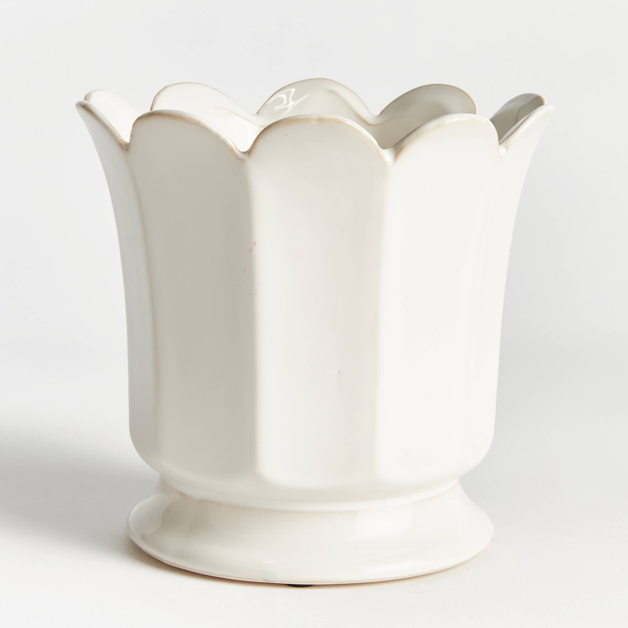 Maline Large Footed Pot