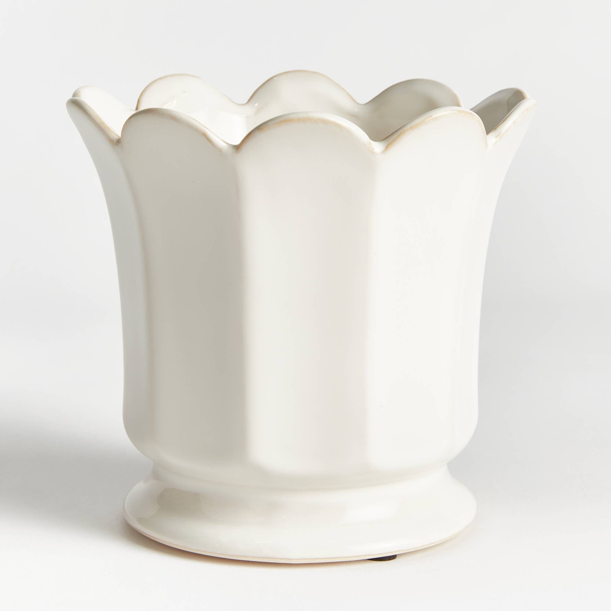 Maline Small Footed Pot