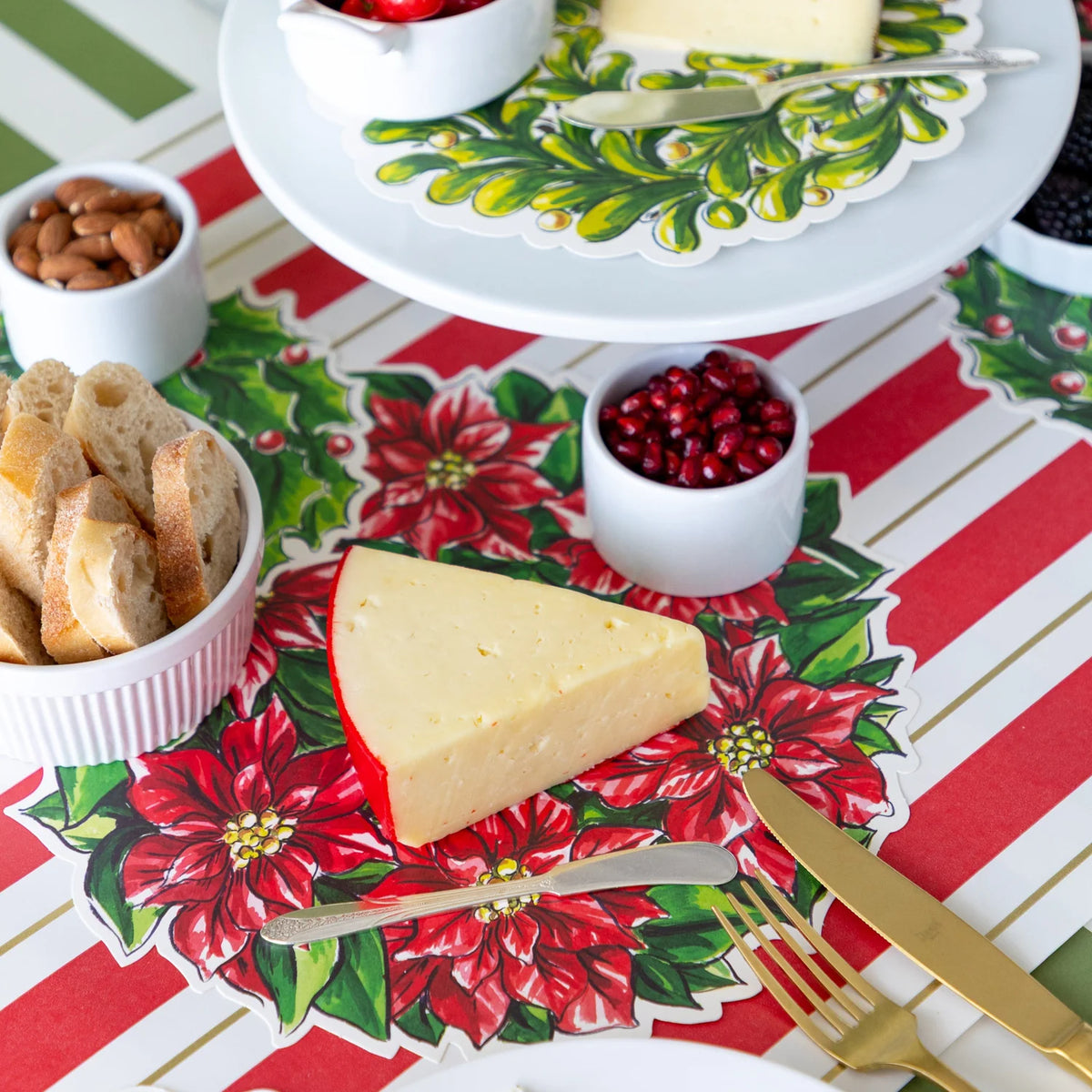Holiday Wreath Serving Papers