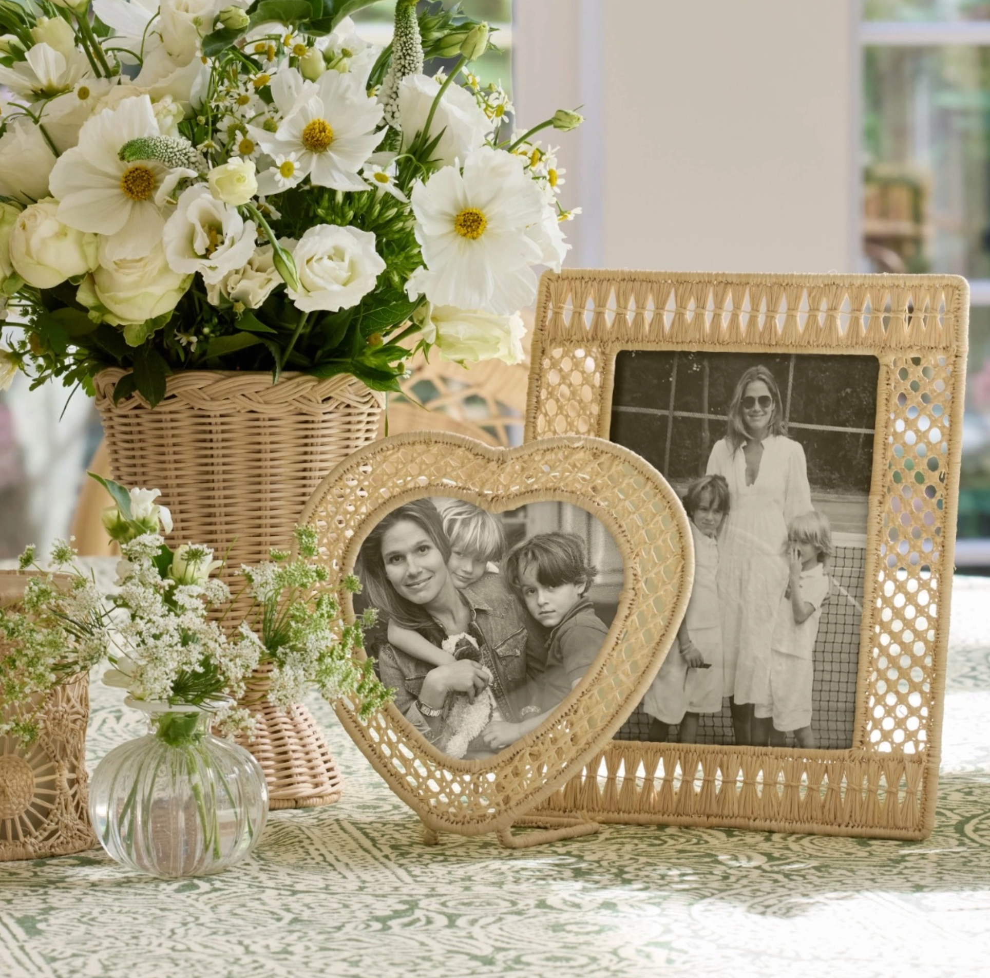 Raffia Frame