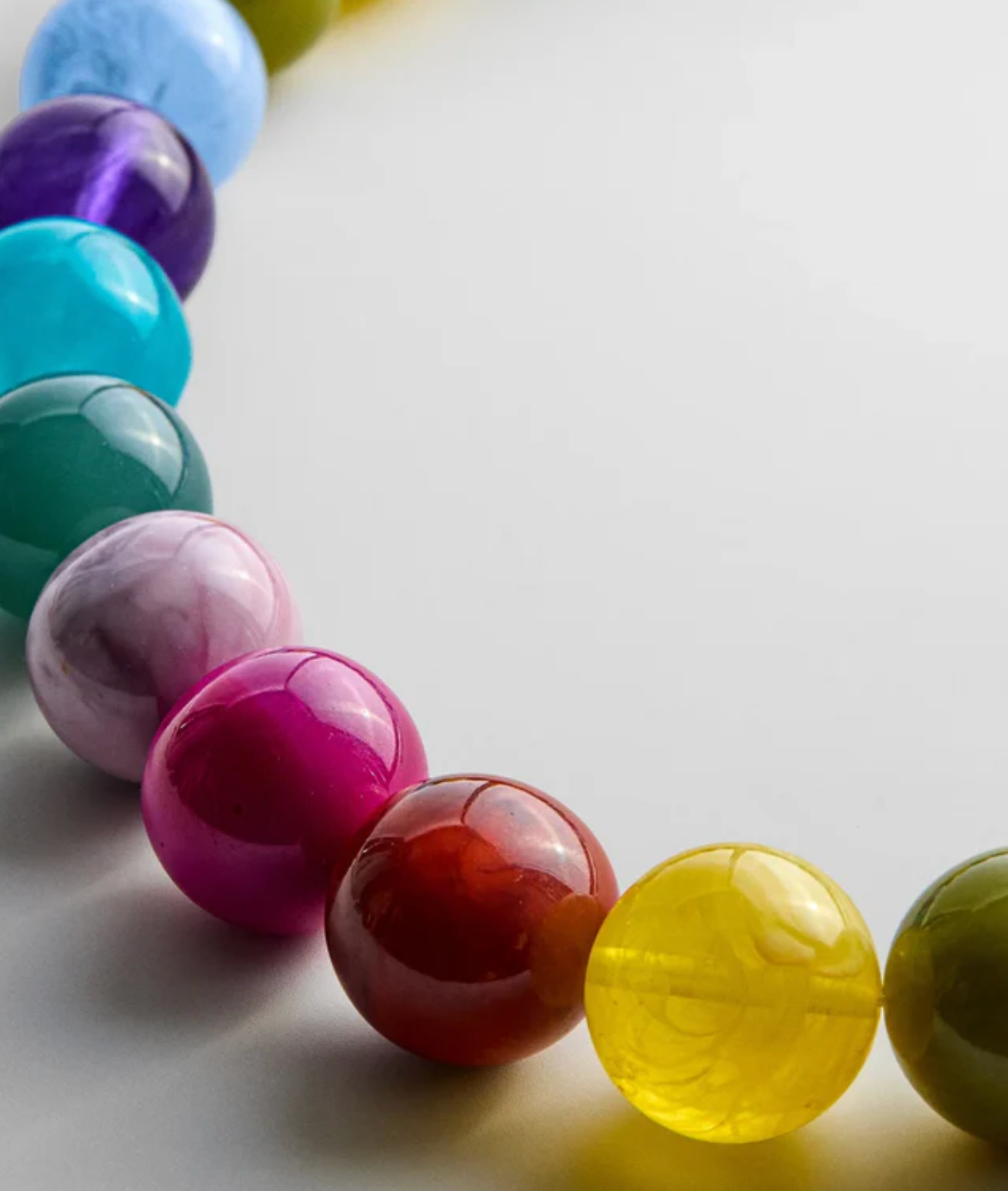 Jane 20MM Necklace Rainbow