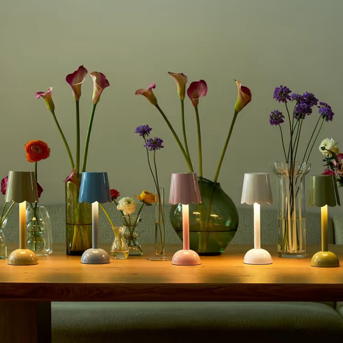 Scallop Rechargeable Lamp Cappuccino