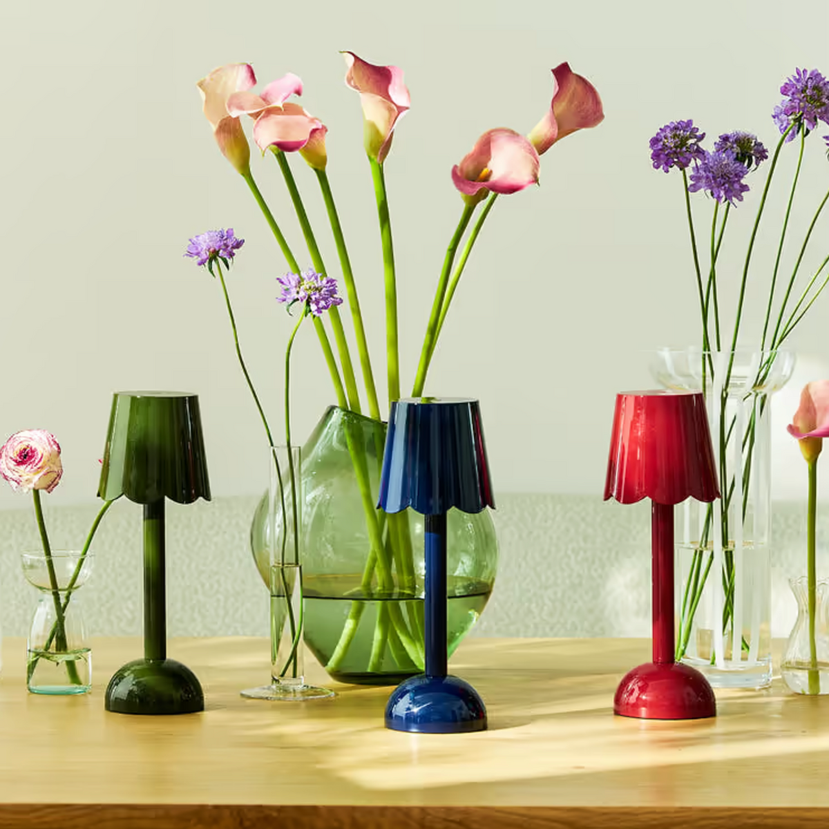 Scallop Rechargeable Lamp Khaki
