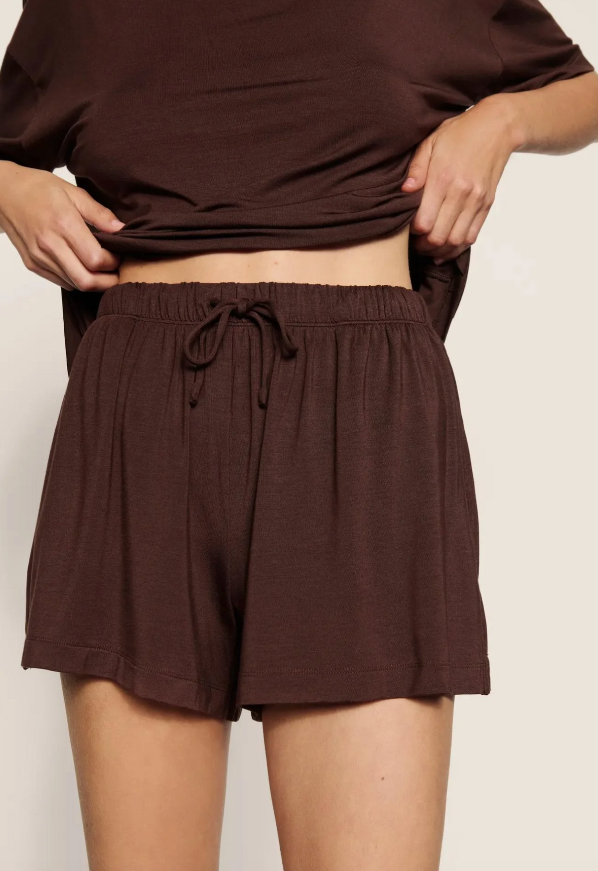 Gisele Everyday Relaxed Short Chocolate