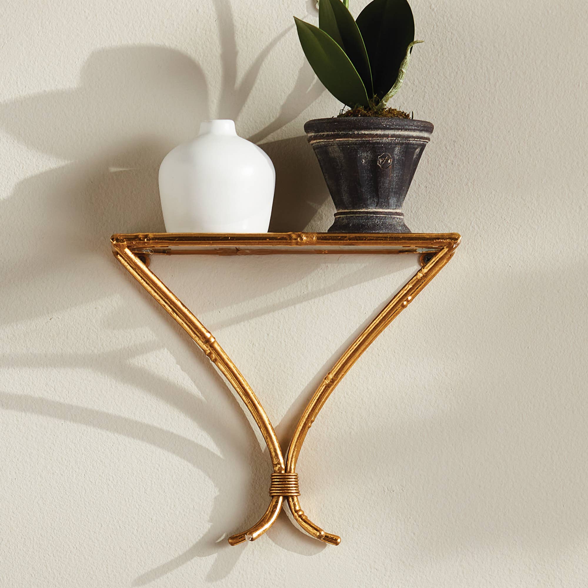 Daphne Gold Wall Bracket