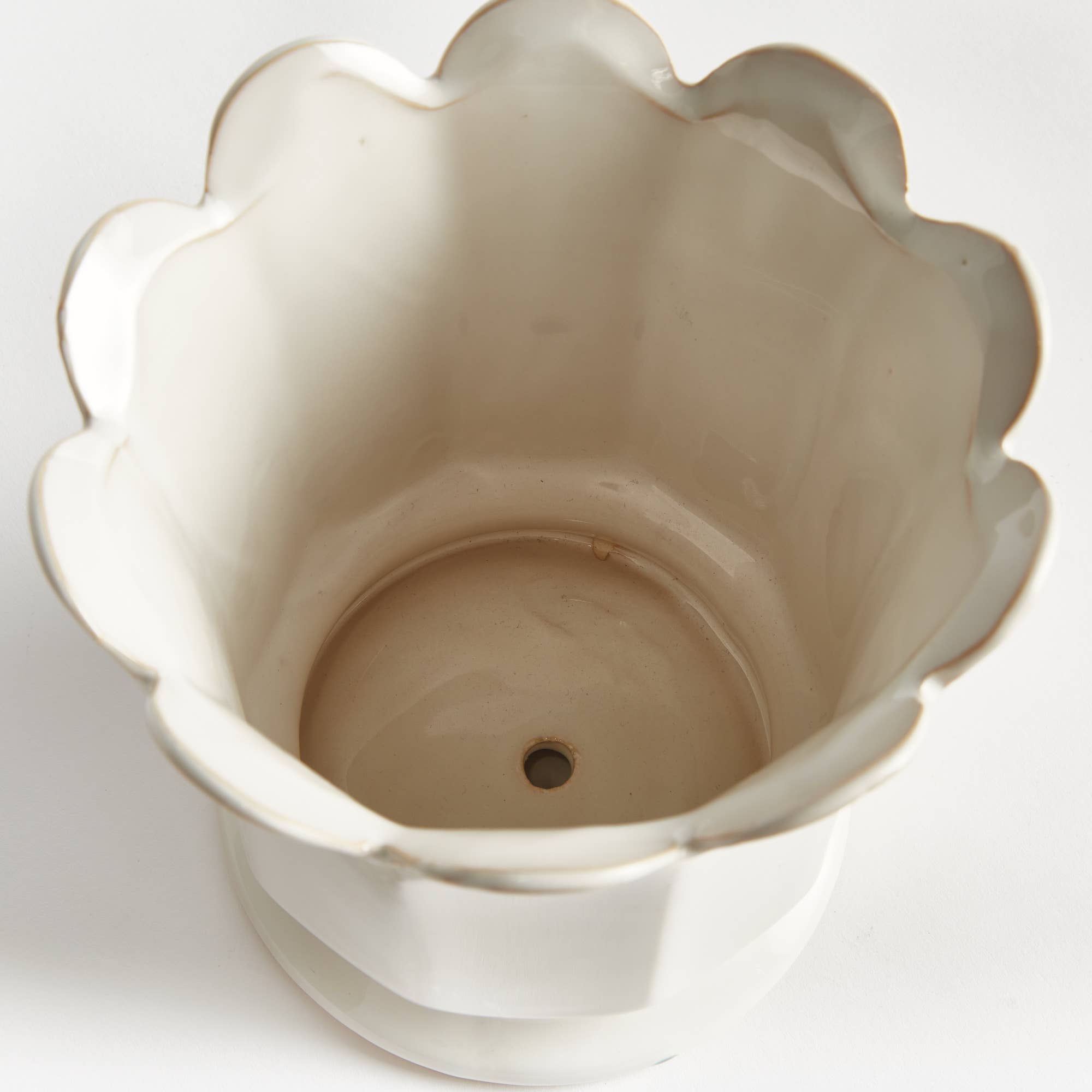 Maline Large Footed Pot