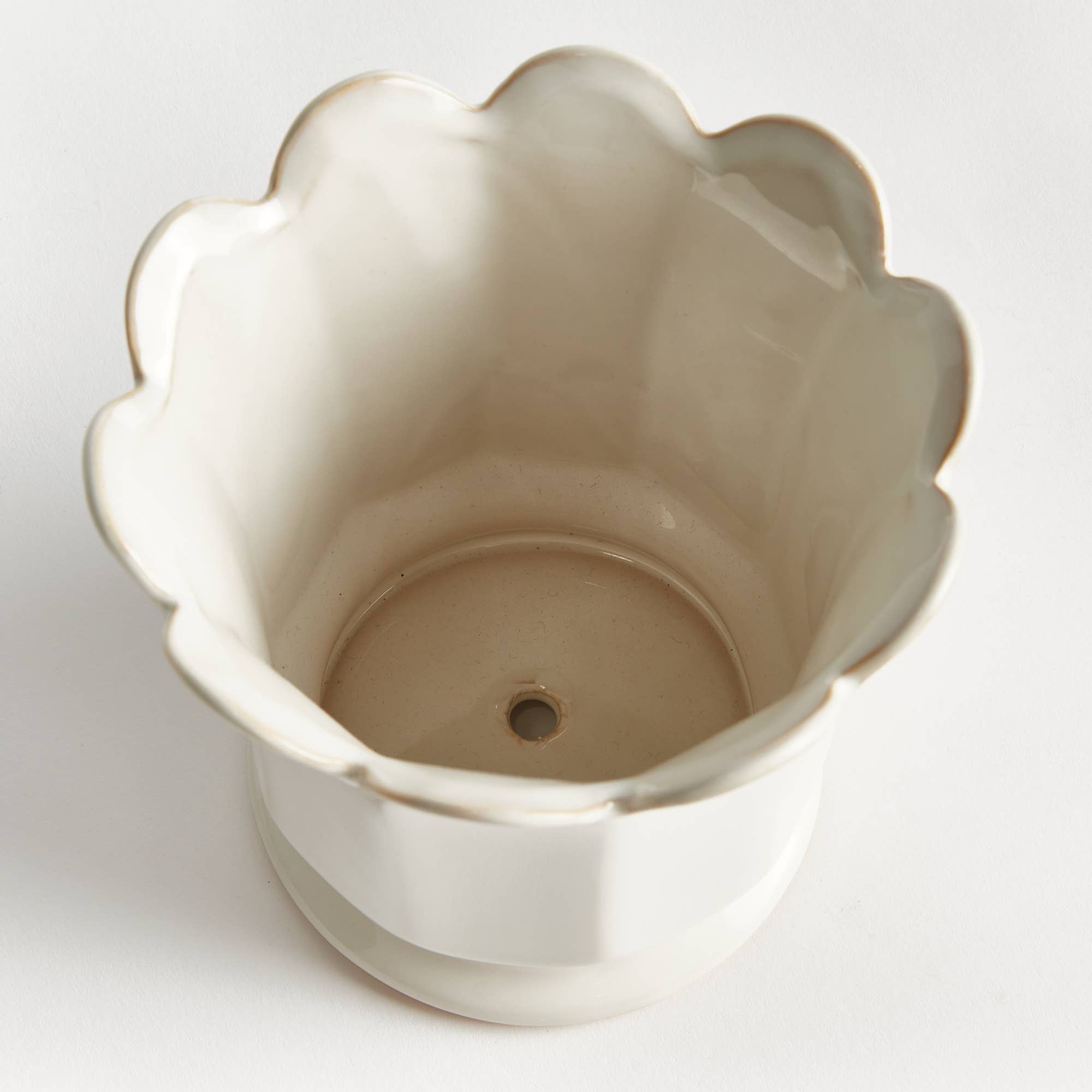 Maline Small Footed Pot