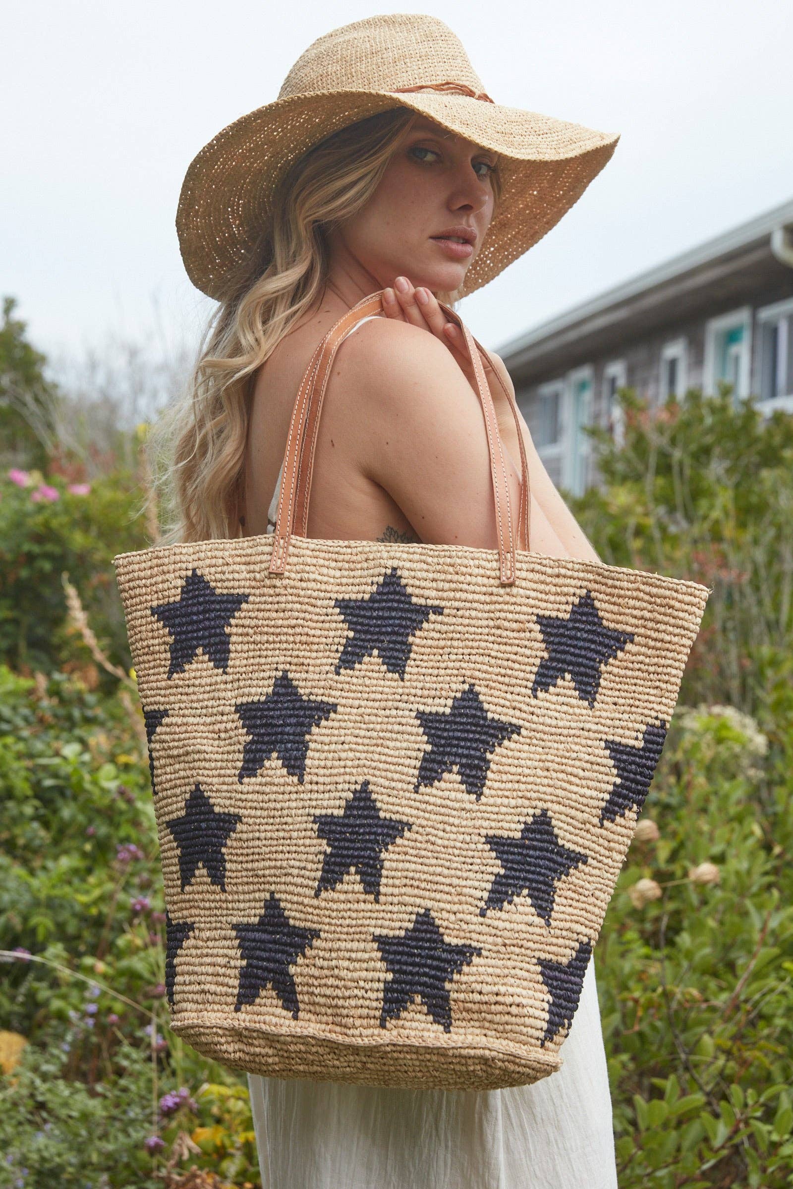 Estrella Tote