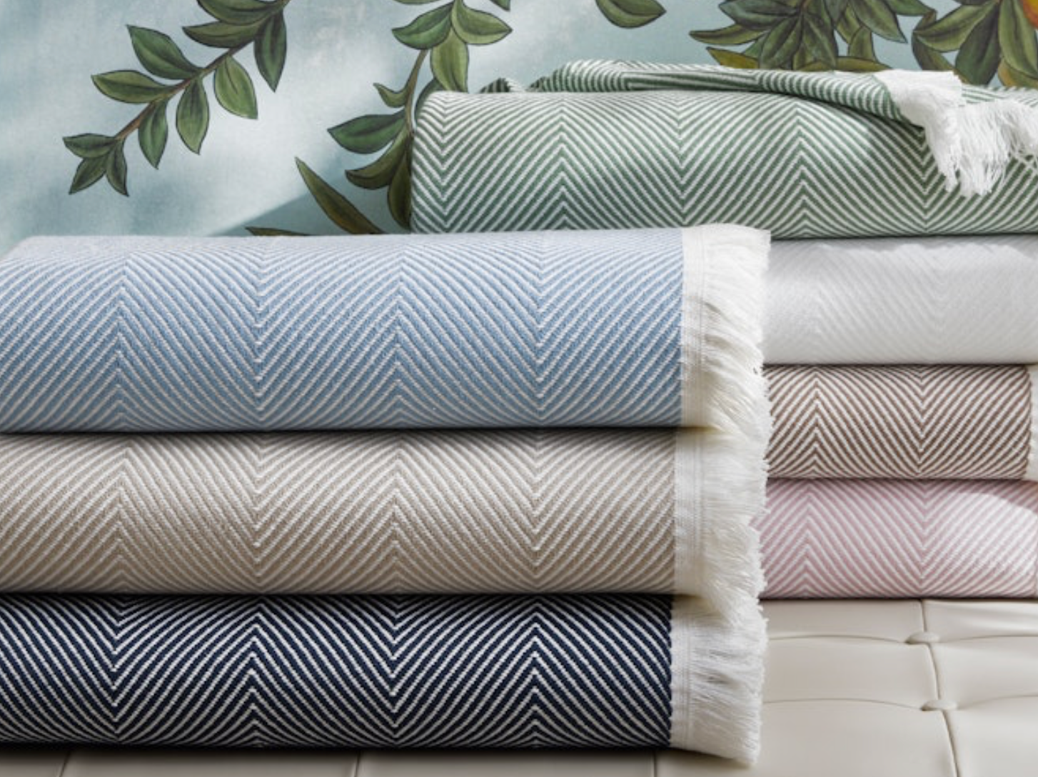 Leo Oversized Throw