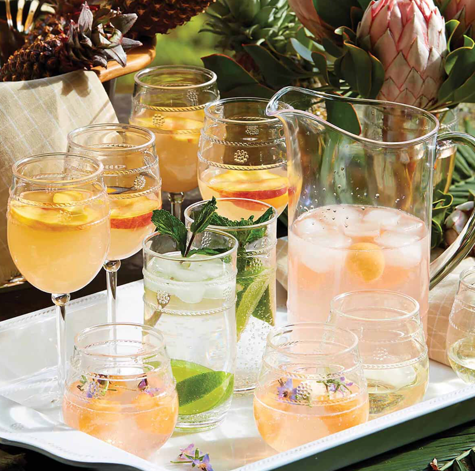 Isabella Acrylic Stemless Wine Glass