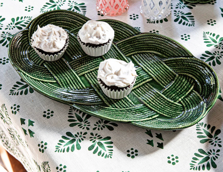 La Panier Mystic Knot 15" Hostess Tray