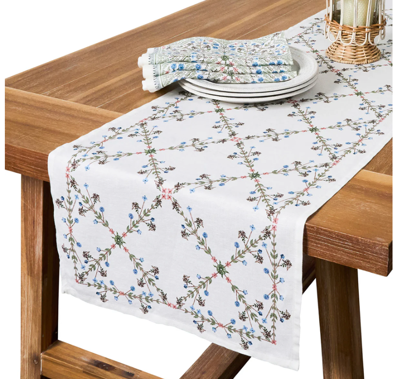 Villa Seville Table Runner