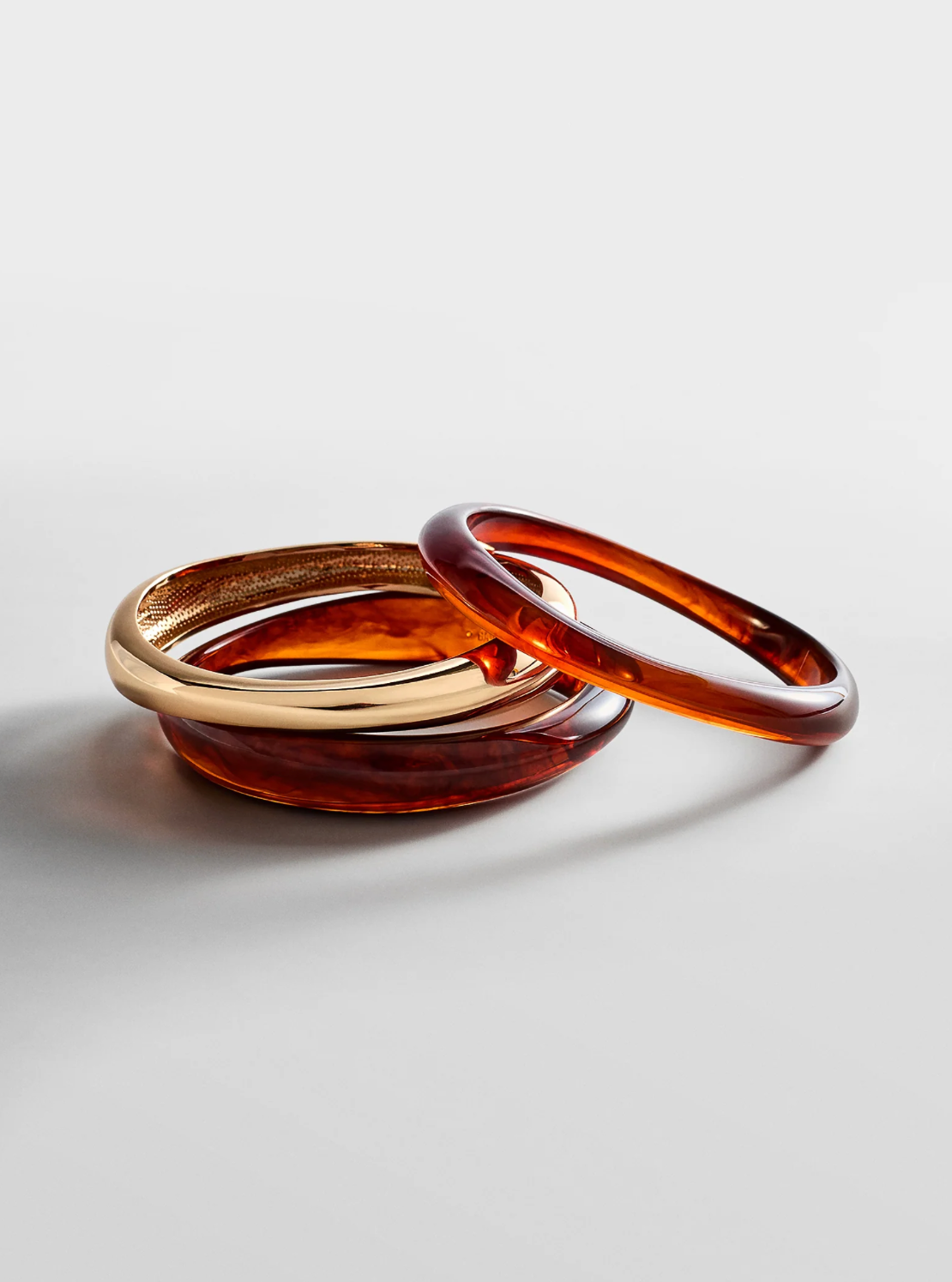 Raven Resin Bangle Set