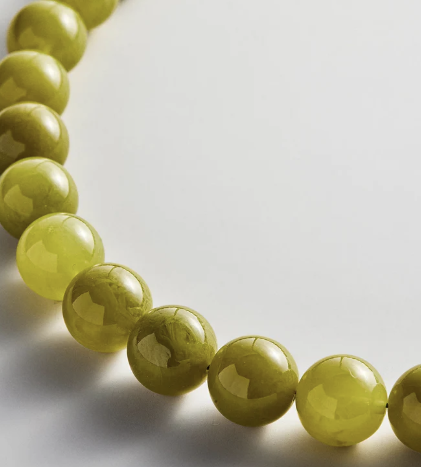 Mini Jane Beaded Necklace Olive