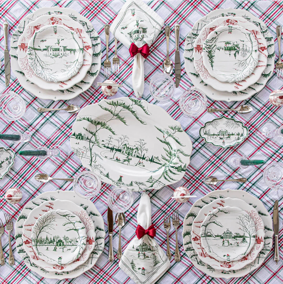 Country Estate Winter Frolic Evergreen 18" Platter