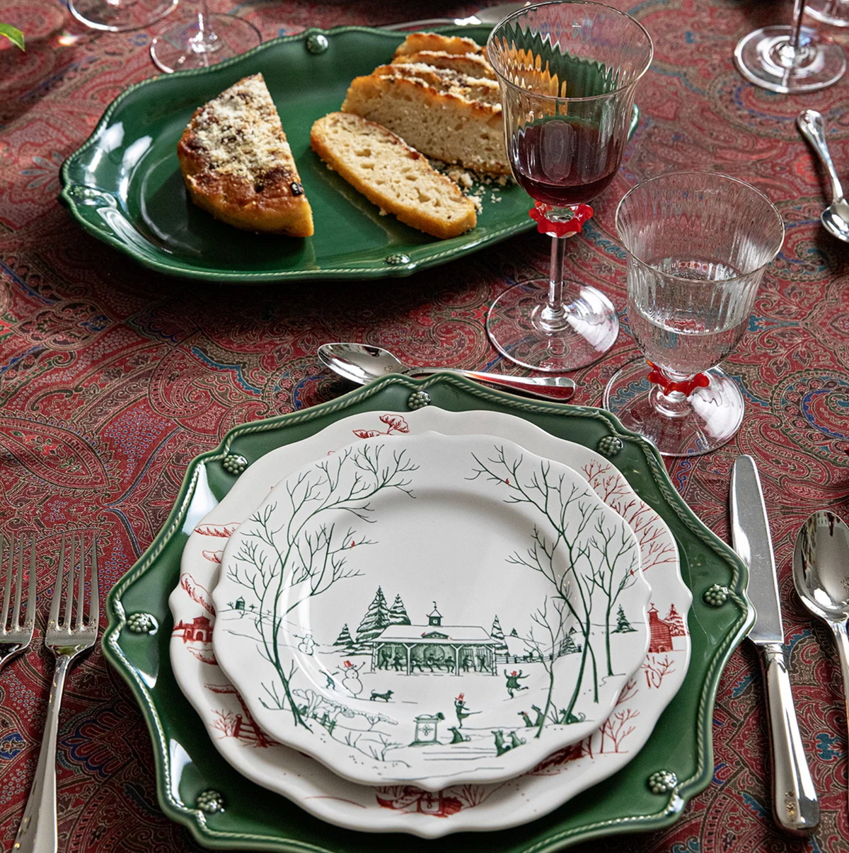 Berry & Thread 16" Platter Basil
